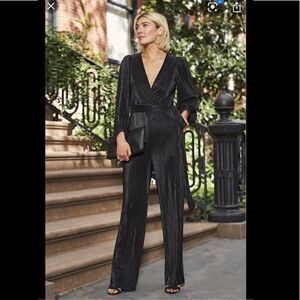 NEW Eliza j Long Sleeve Open Back Jumpsuit Size 4‎
